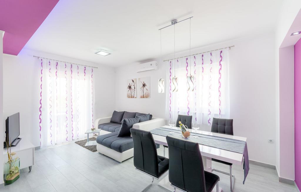 Villa Apartments Kordic Kaštela الغرفة الصورة