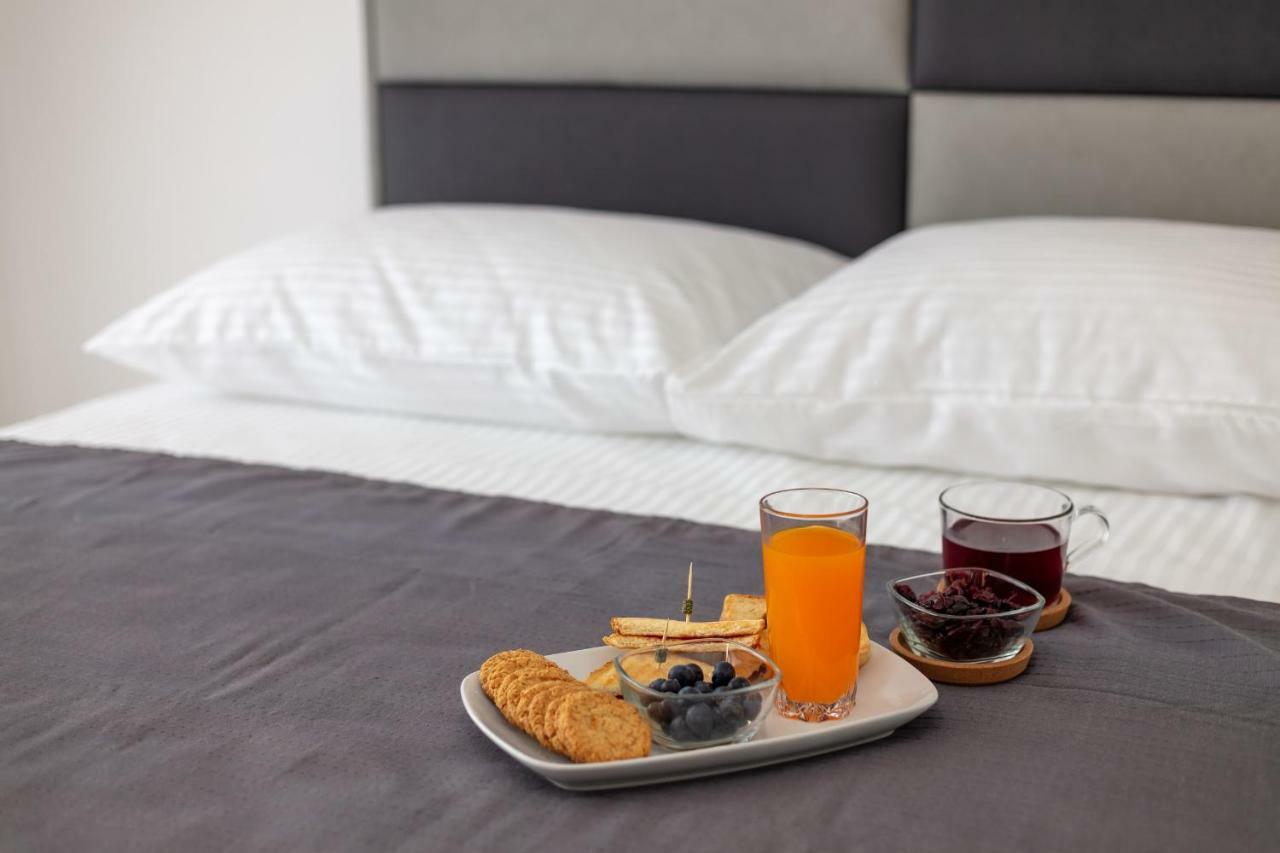 Villa Apartments Kordic Kaštela المظهر الخارجي الصورة